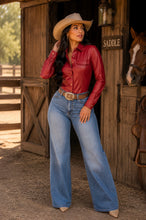 Cargar imagen en el visor de la galería, Camisa Leather Vinipiel Texas