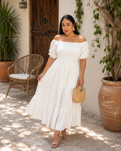 Cargar imagen en el visor de la galería, ✨ Vestido Carmen — Romantic Chic Midi Dress