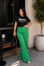 Cargar imagen en el visor de la galería, Blusa Amigos — Casual Cute Style