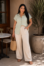 Cargar imagen en el visor de la galería, ✨ Blusa Nely ✨