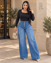 Cargar imagen en el visor de la galería, Blusa Satin Fátima Strech