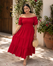 Cargar imagen en el visor de la galería, ✨ Vestido Carmen — Romantic Chic Midi Dress