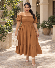 Cargar imagen en el visor de la galería, ✨ Vestido Carmen — Romantic Chic Midi Dress