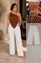 Cargar imagen en el visor de la galería, Blusa Maura Super Chic con Broche
