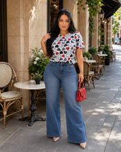 Cargar imagen en el visor de la galería, ✨ Blusa Romance ✨
