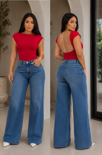 Cargar imagen en el visor de la galería, Blusa Vivian
