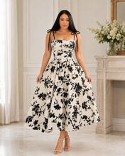 Cargar imagen en el visor de la galería, ✨ Vestido Florecita ✨
