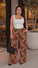 Cargar y reproducir el video en el visor de la galería, Blusa Gloria Corset — Luxury Chic Collection
